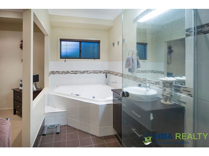 8 Mistral Lane, Coomera Waters QLD 4209