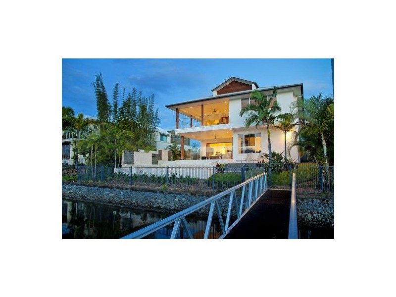 24 Buccaneer Way, Coomera Waters QLD 4209
