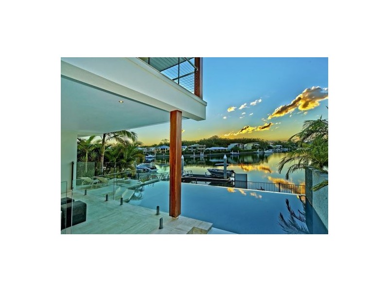 24 Buccaneer Way, Coomera Waters QLD 4209