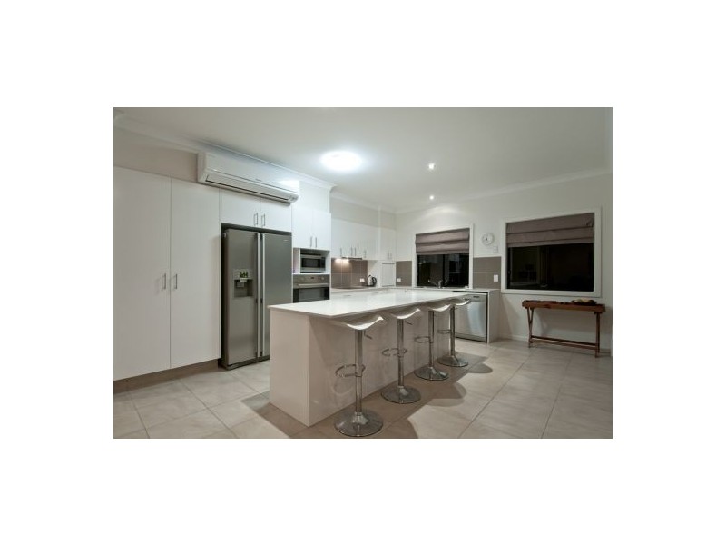 10 Boambillee Drive, Coomera Waters QLD 4209