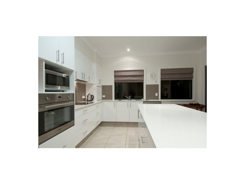 10 Boambillee Drive, Coomera Waters QLD 4209