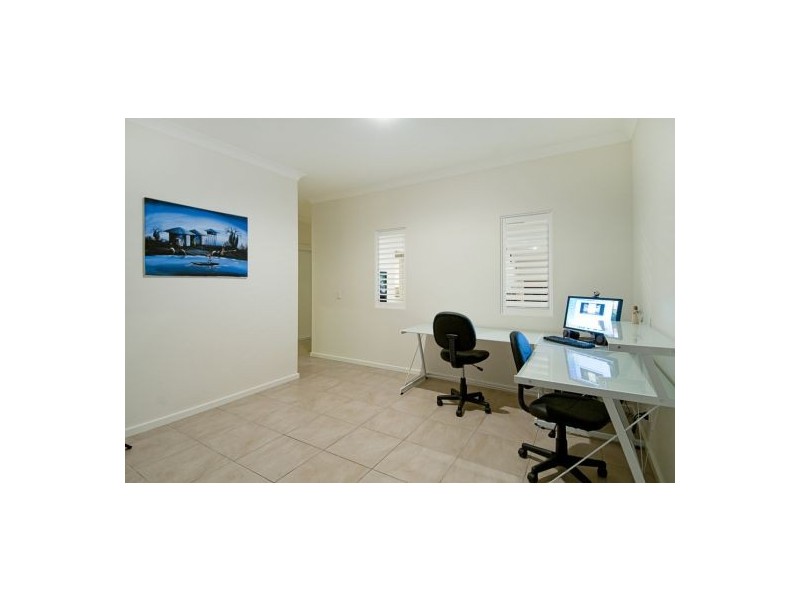 10 Boambillee Drive, Coomera Waters QLD 4209