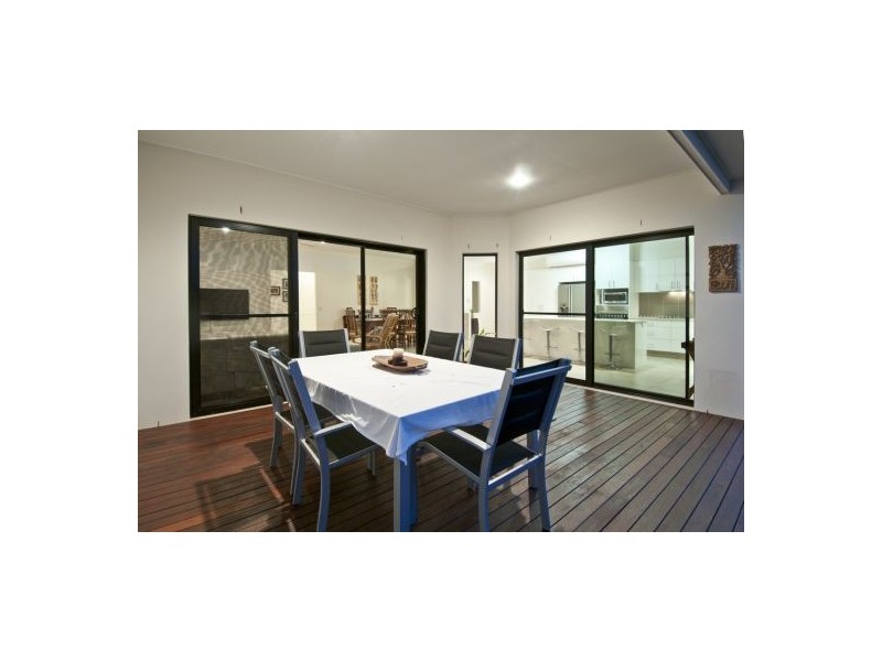 10 Boambillee Drive, Coomera Waters QLD 4209