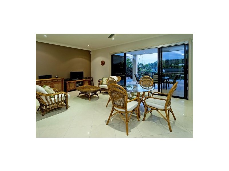 11 Westward Way, Coomera Waters QLD 4209