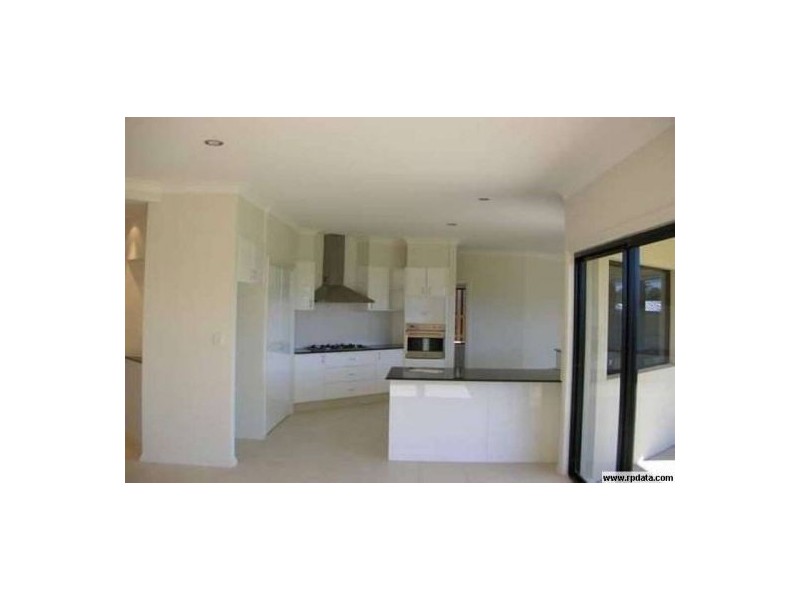 3 Ceil Circuit, Coomera Waters QLD 4209