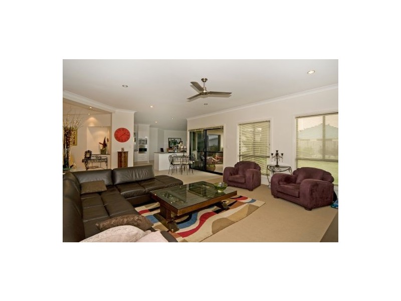 3 Ceil Circuit, Coomera Waters QLD 4209