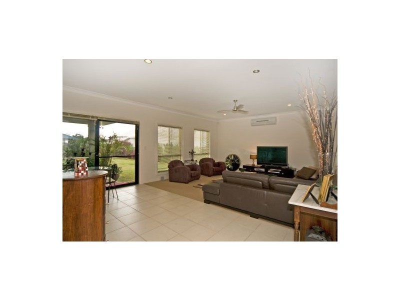3 Ceil Circuit, Coomera Waters QLD 4209