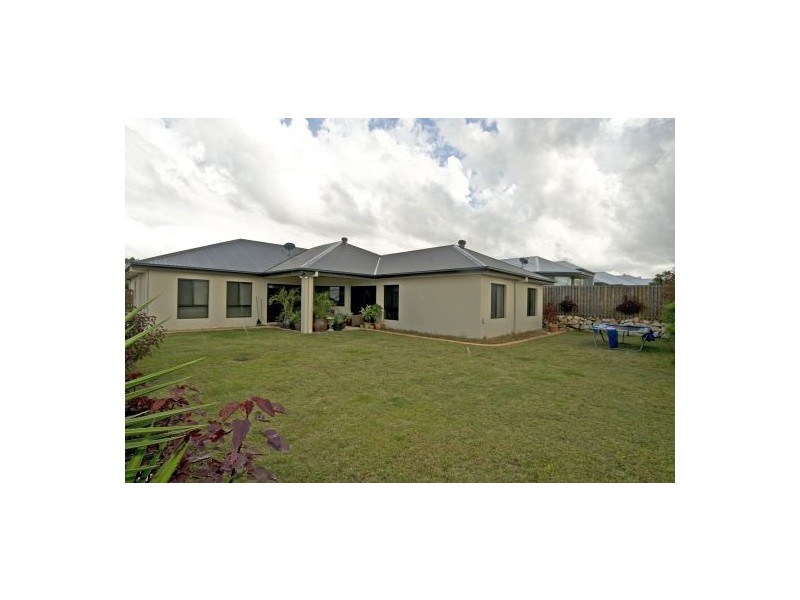 3 Ceil Circuit, Coomera Waters QLD 4209