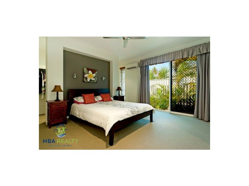 2 BEAU GESTE PLACE, Coomera Waters QLD 4209