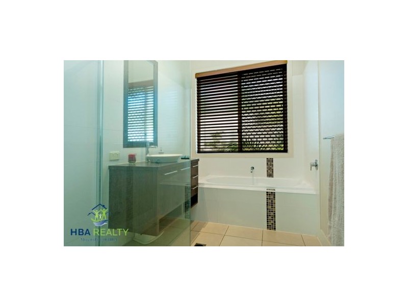 2 BEAU GESTE PLACE, Coomera Waters QLD 4209