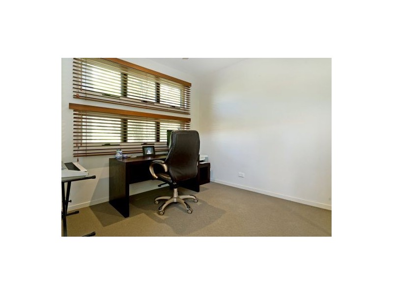 2 BEAU GESTE PLACE, Coomera Waters QLD 4209