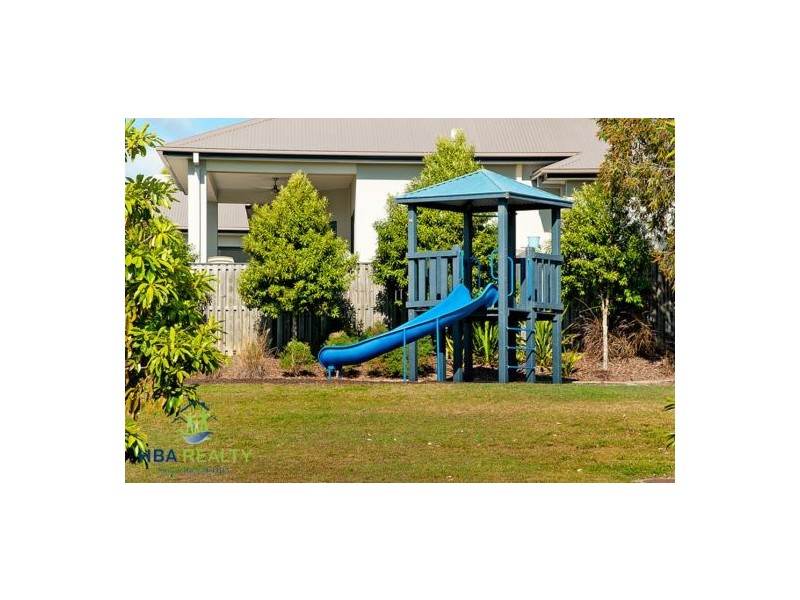 2 BEAU GESTE PLACE, Coomera Waters QLD 4209