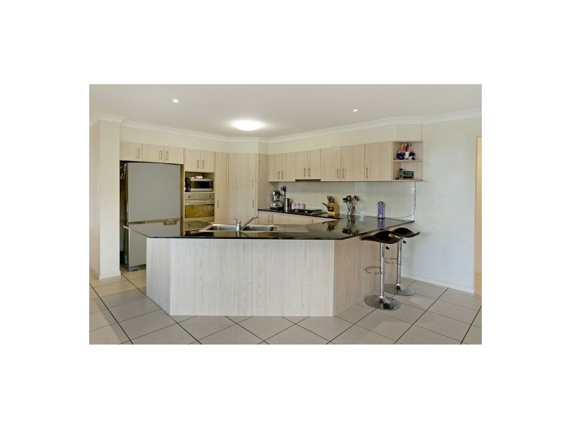 30 SLIPSTREAM RD, Coomera Waters QLD 4209