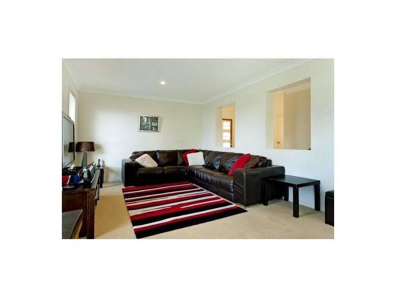30 SLIPSTREAM RD, Coomera Waters QLD 4209