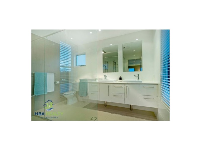 5 Buccaneer Way, Coomera Waters QLD 4209