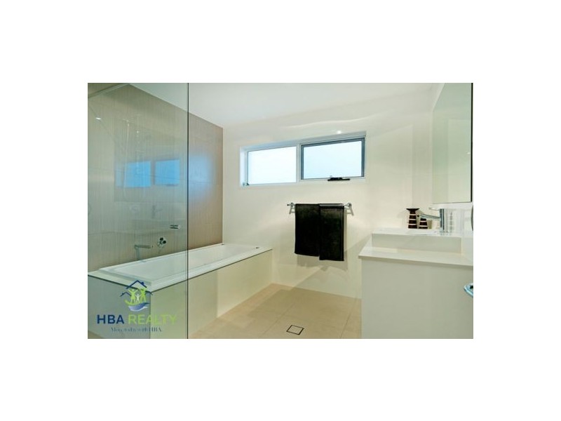 5 Buccaneer Way, Coomera Waters QLD 4209