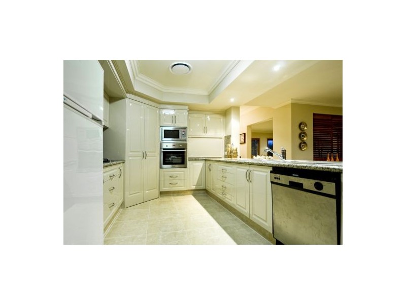 Coomera Waters QLD 4209