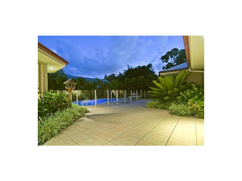 Coomera Waters QLD 4209