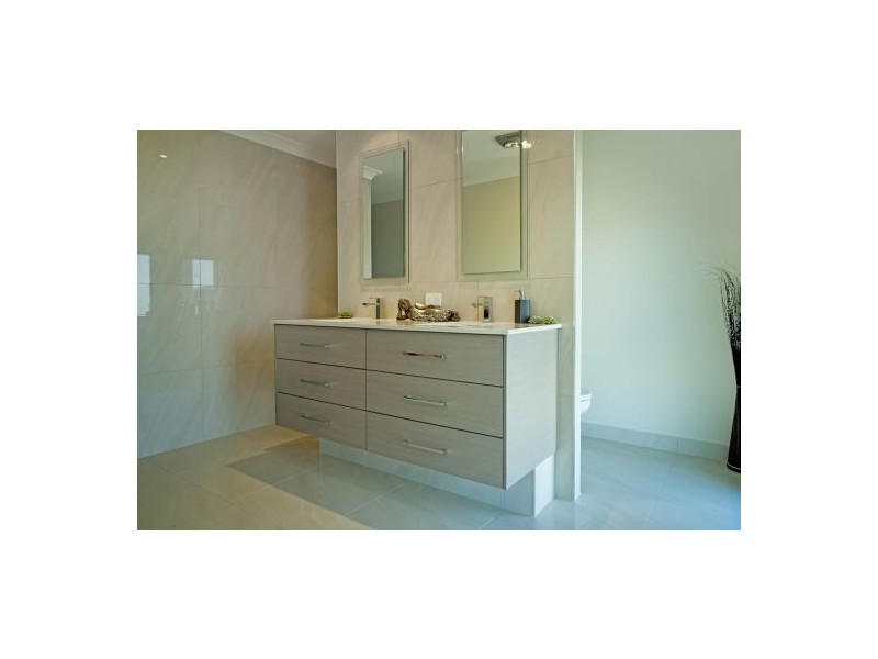 23 Scenic Crescent, Coomera QLD 4209