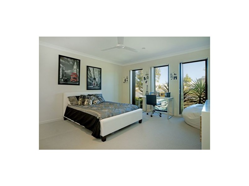 23 Scenic Crescent, Coomera QLD 4209