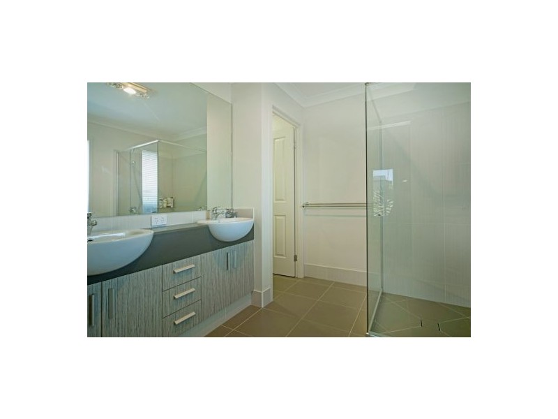 23 Scenic Crescent, Coomera QLD 4209