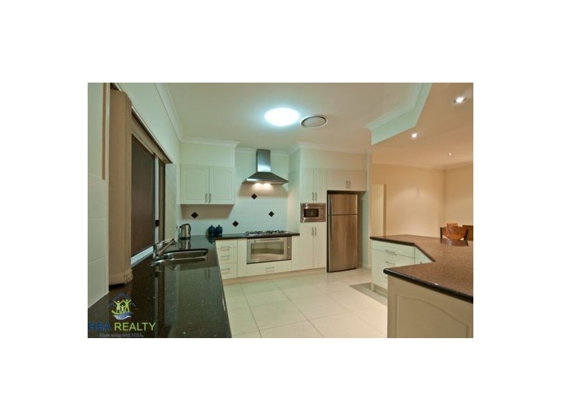 6 Katinka Circuit, Coomera Waters QLD 4209