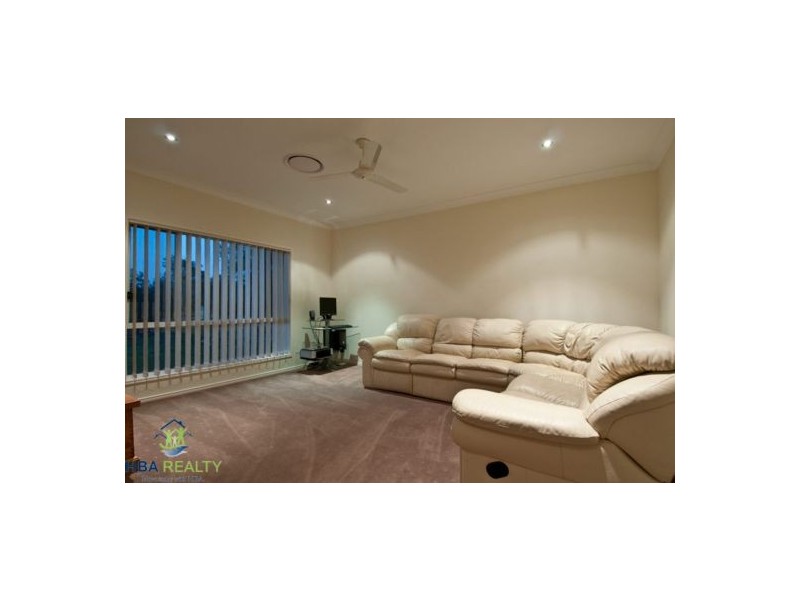 6 Katinka Circuit, Coomera Waters QLD 4209
