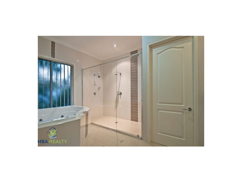 6 Katinka Circuit, Coomera Waters QLD 4209