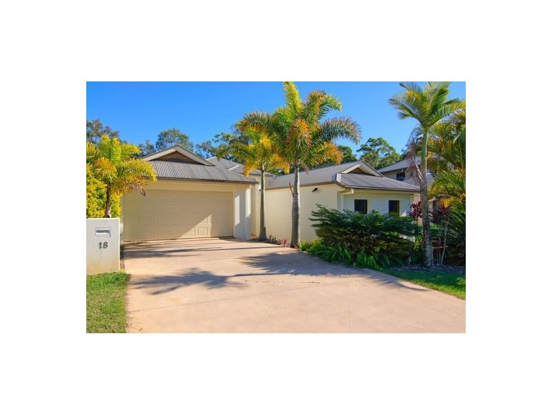 18 Pacha Close, Coomera Waters QLD 4209