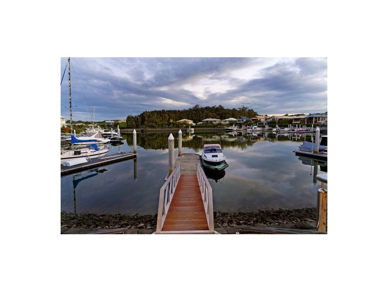Coomera Waters QLD 4209