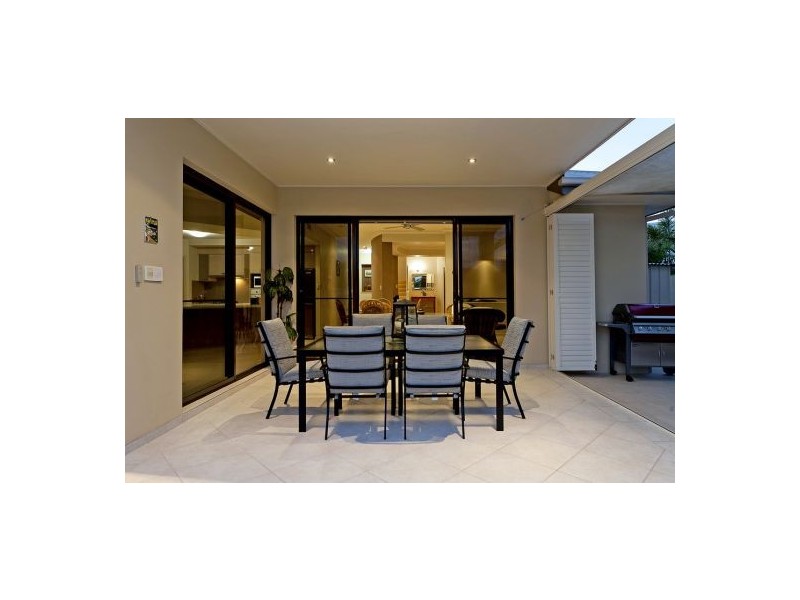 Coomera Waters QLD 4209