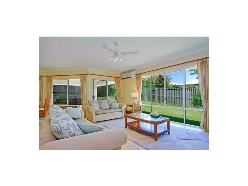 12 Pacha Close, Coomera Waters QLD 4209