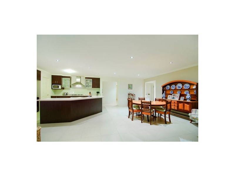 2 Iceberg Lane, Coomera Waters QLD 4209