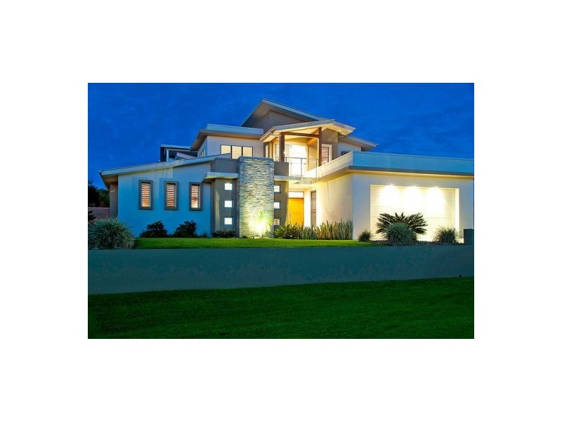 9 Buccaneer Way, Coomera Waters QLD 4209