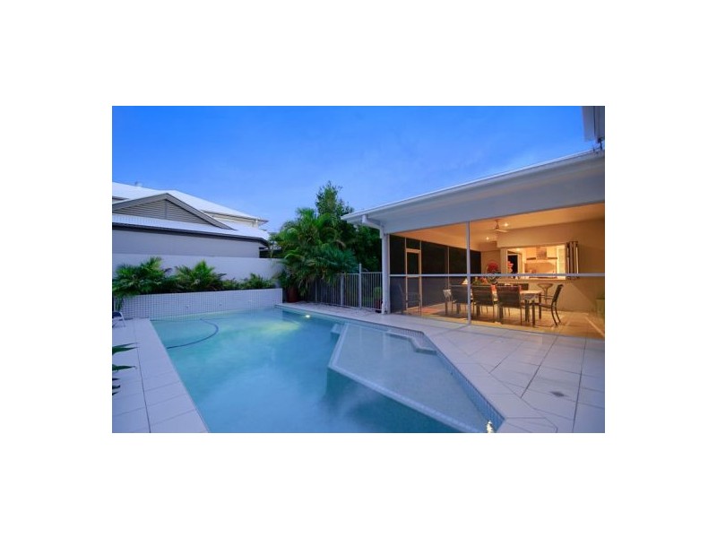 21 Buccaneer Way, Coomera Waters QLD 4209