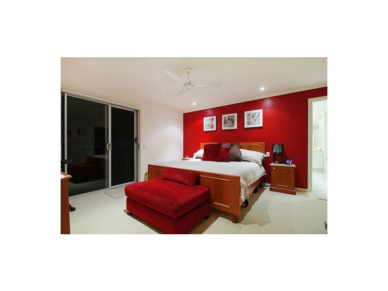 21 Buccaneer Way, Coomera Waters QLD 4209