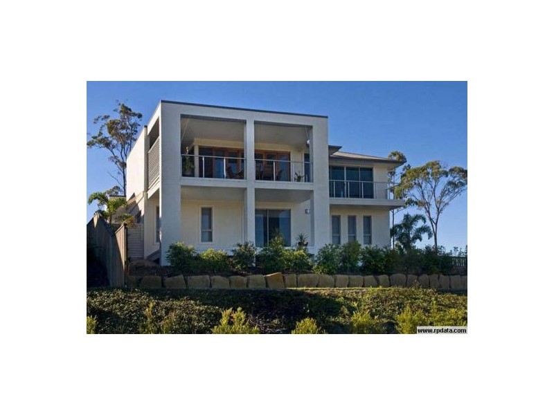 19 Impeccable Circuit, Coomera Waters QLD 4209
