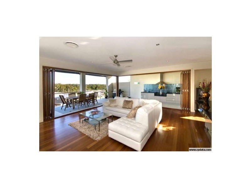 19 Impeccable Circuit, Coomera Waters QLD 4209