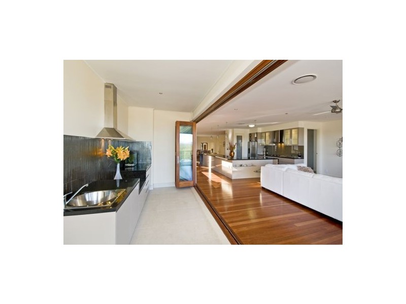19 Impeccable Circuit, Coomera Waters QLD 4209