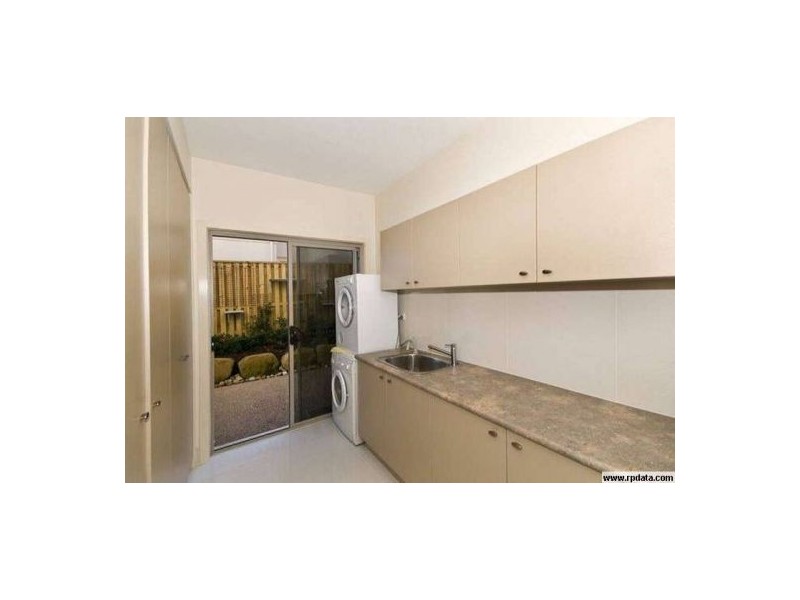 19 Impeccable Circuit, Coomera Waters QLD 4209