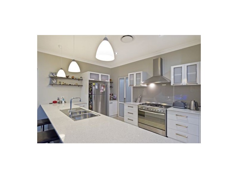 4 Elusive Road, Coomera Waters QLD 4209