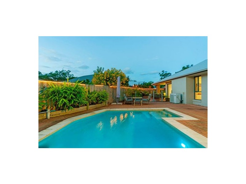 8 Iceberg Lane, Coomera Waters QLD 4209