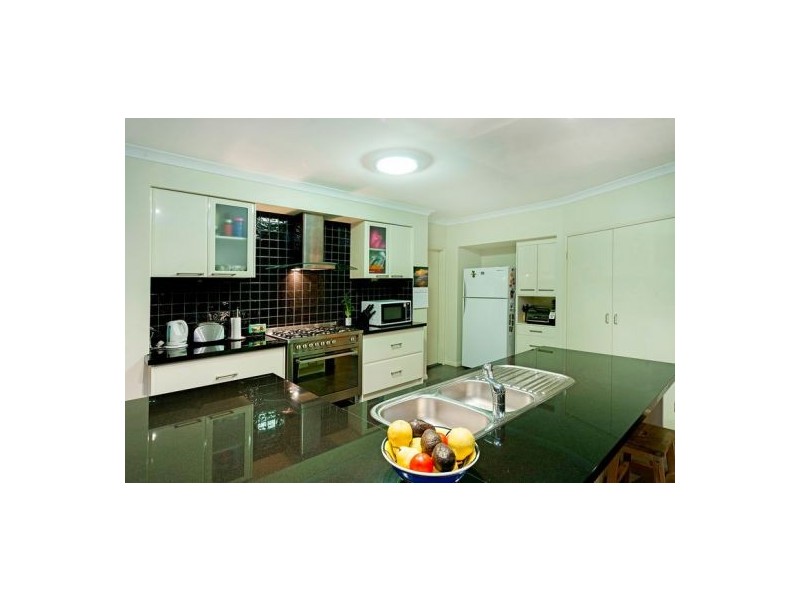 23 Buccaneer Way, Coomera Waters QLD 4209
