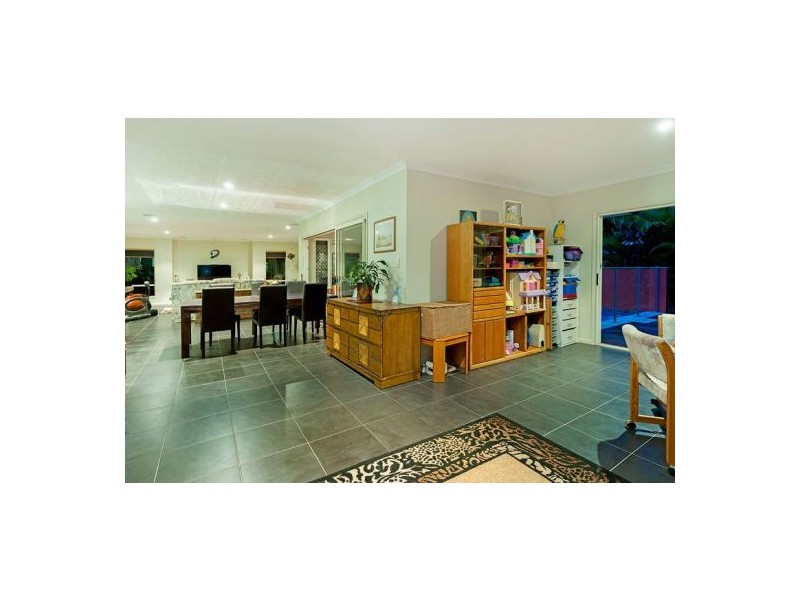 23 Buccaneer Way, Coomera Waters QLD 4209
