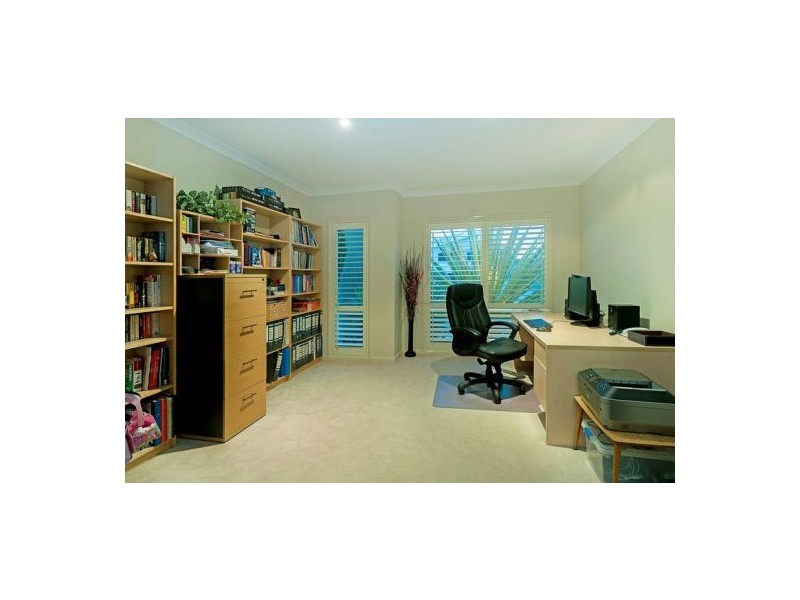 23 Buccaneer Way, Coomera Waters QLD 4209
