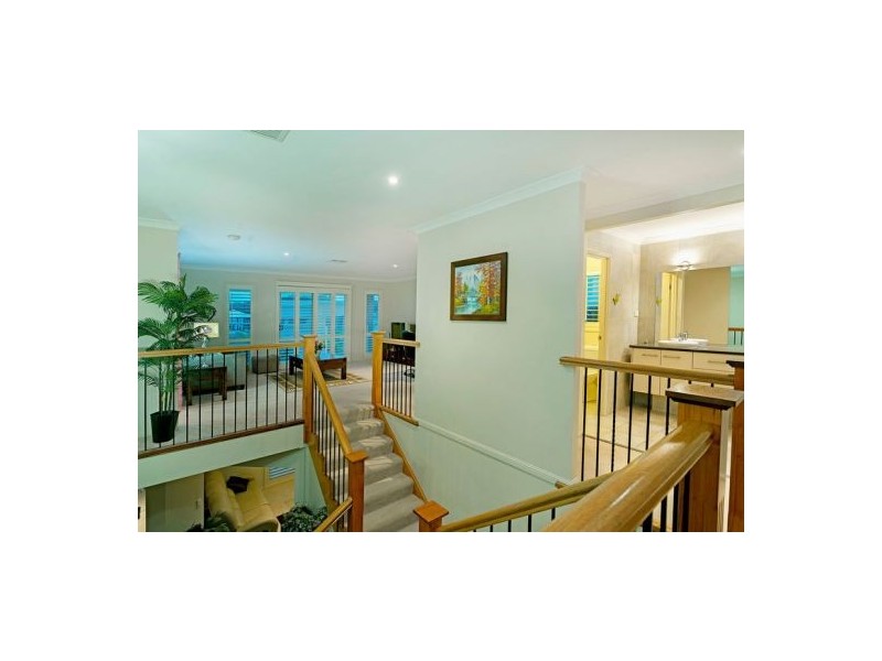 23 Buccaneer Way, Coomera Waters QLD 4209
