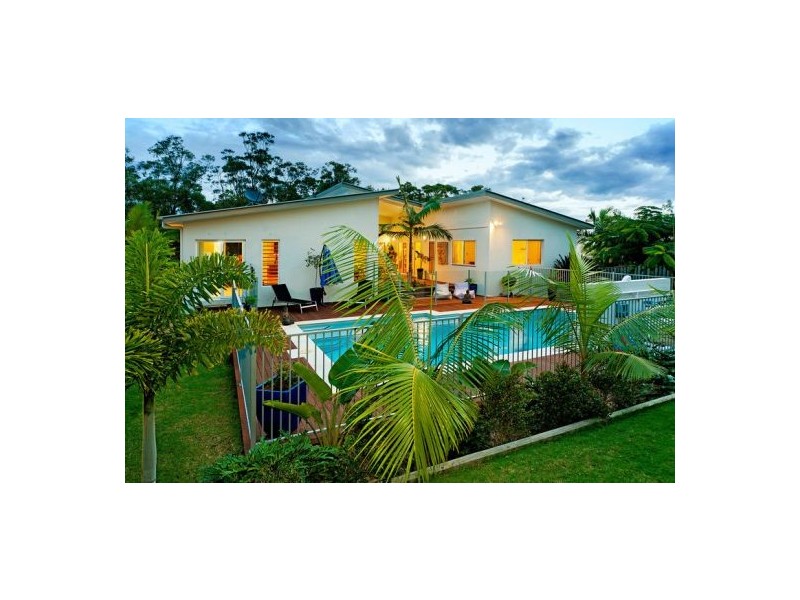 9 Brilliant Lane, Coomera Waters QLD 4209