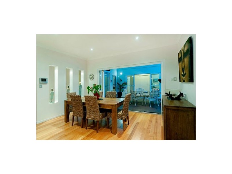 9 Brilliant Lane, Coomera Waters QLD 4209