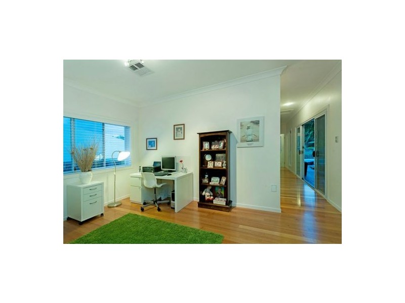 9 Brilliant Lane, Coomera Waters QLD 4209
