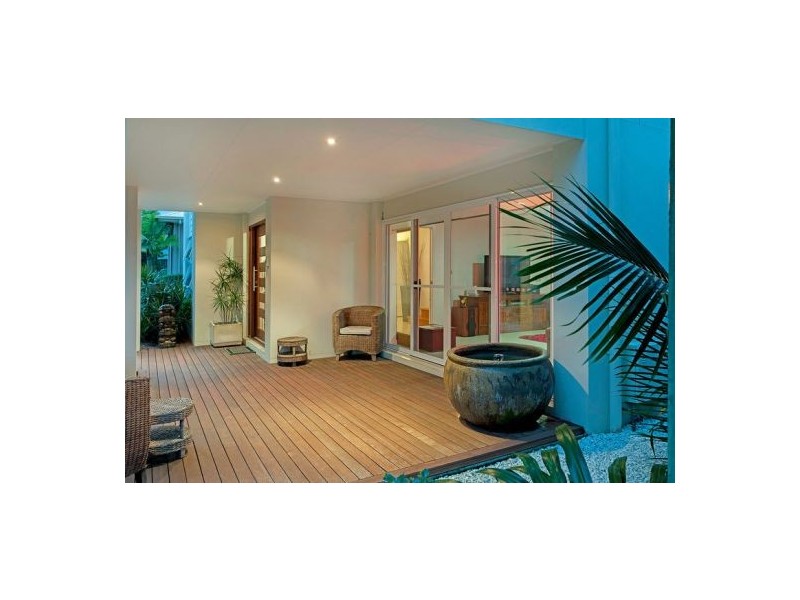 9 Brilliant Lane, Coomera Waters QLD 4209